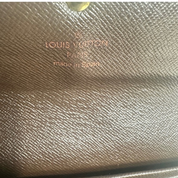 Authentic Louis Vuitton Sarah Wallet - Picture 6 of 10